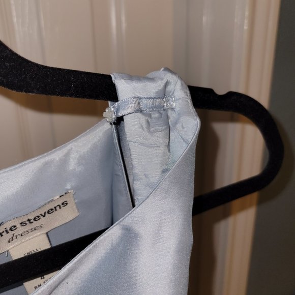 Ice Blue Silk Sheath Dress - Picture 4 of 8